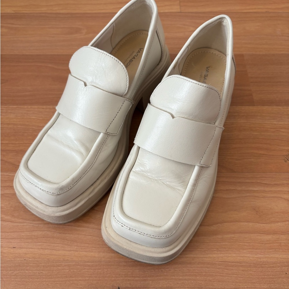 Vagabond Cream Loafers